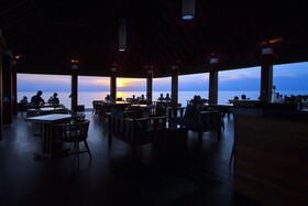 Summer Island Maldives