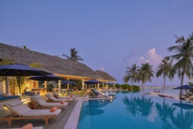 Emerald Faarufushi Resort & Spa