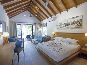 Reethi Faru Resort