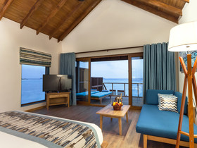 Reethi Faru Resort
