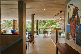 Beach Hotel Dhigurah