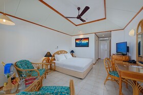 Villa Park Sun Island