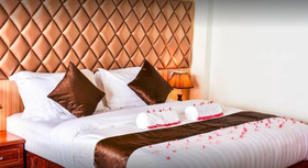 Marina Bay Retreat & Spa