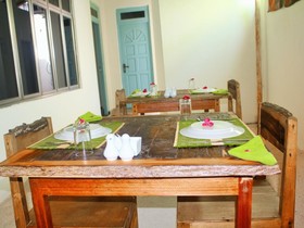 Sunshine Lodge