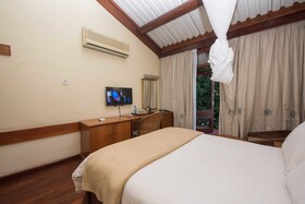 Sunbird Nkopola Lodge