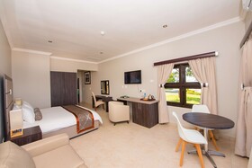 Sunbird Nkopola Lodge