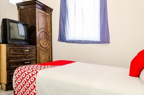 Hotel Cabo Del Sur by OYO Rooms