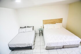 OYO Hotel Plaza Las Torres, Cabo San Lucas