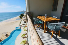 Soleado Beach & Spa Resort