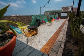 Eazy Living Tijuana Centro