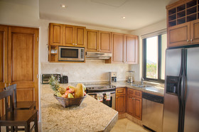 Alegranza Luxury Resort - All Master Suite