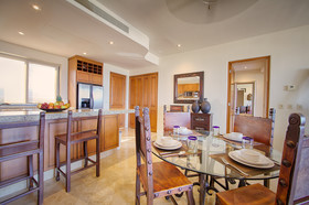 Alegranza Luxury Resort - All Master Suite