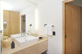 Bahia Hotel & Beach House