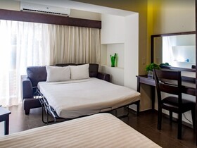 Bahia Hotel & Beach House
