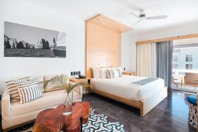 Bahia Hotel & Beach House