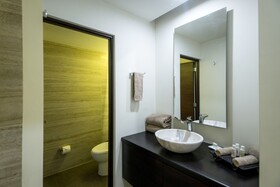 Bahia Hotel & Beach House