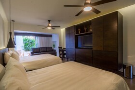 Bahia Hotel & Beach House