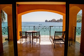 Casa Dorada Los Cabos Resort & Spa