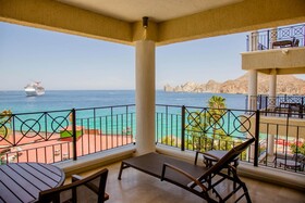 Casa Dorada Los Cabos Resort & Spa