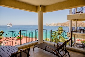 Casa Dorada Los Cabos Resort & Spa