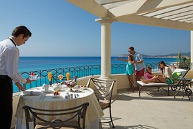 Dreams Los Cabos Suites Golf Resort & Spa