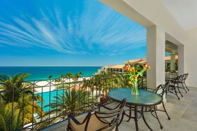 Dreams Los Cabos Suites Golf Resort & Spa