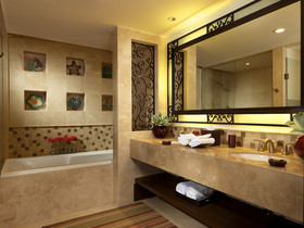 Grand Solmar Land's End Resort & Spa