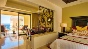 Grand Solmar Land's End Resort & Spa