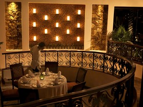 Grand Solmar Land's End Resort & Spa