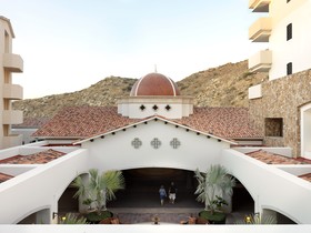 Grand Solmar Land's End Resort & Spa