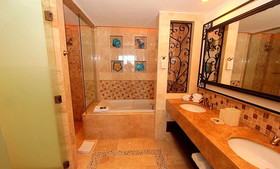 Grand Solmar Land's End Resort & Spa