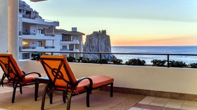 Grand Solmar Land's End Resort & Spa