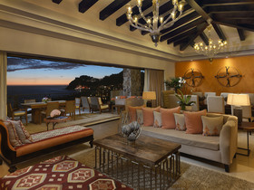 Grand Solmar Land's End Resort & Spa
