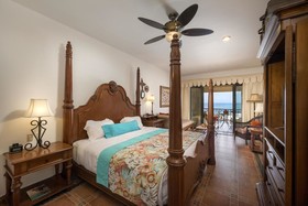 Hacienda Encantada Resort & Residences