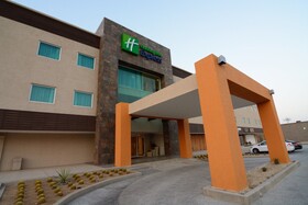 Holiday Inn Express Cabo San Lucas