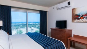 Holiday Inn Express Cabo San Lucas