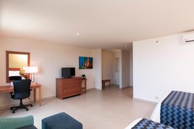 Holiday Inn Express Cabo San Lucas