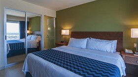 Holiday Inn Express Cabo San Lucas