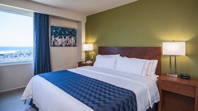 Holiday Inn Express Cabo San Lucas