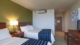 Holiday Inn Express Cabo San Lucas