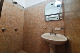Hotel Colonos