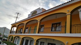 Hotel Plaza Los Dorados
