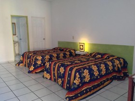 Hotel Plaza Los Dorados