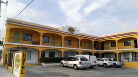 Hotel Plaza Los Dorados