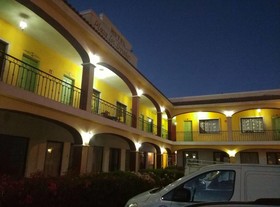 Hotel Plaza Los Dorados