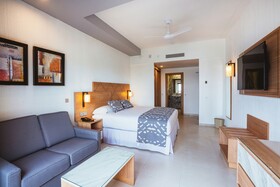 Hotel Riu Santa Fe