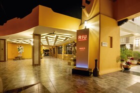 Hotel Riu Santa Fe