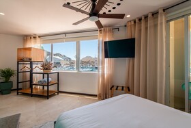Mayan Monkey Los Cabos