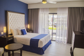 Medano Hotel and Suites