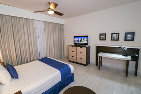 Medano Hotel and Suites